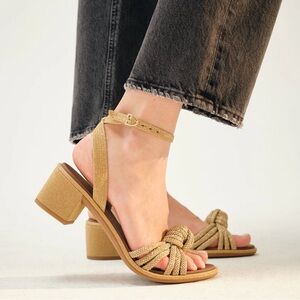 Rothy’s “The Knot Sandal” new never worn gold